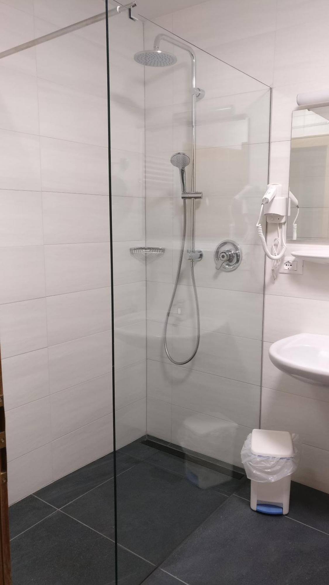 Residence Condor Maranza Luaran gambar
