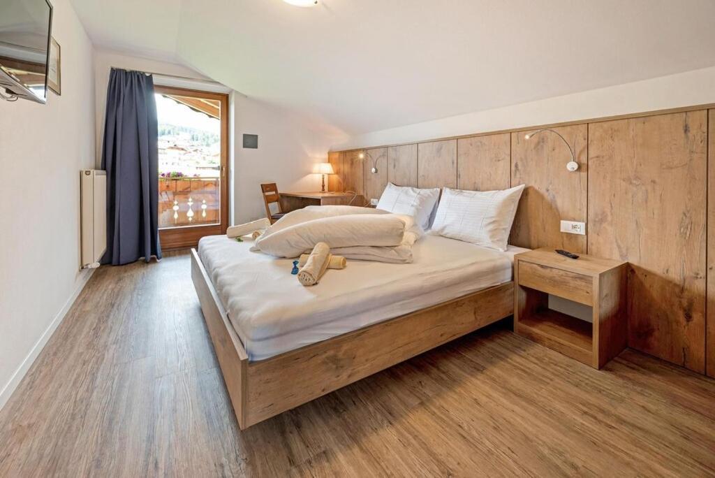 Residence Condor Maranza Luaran gambar
